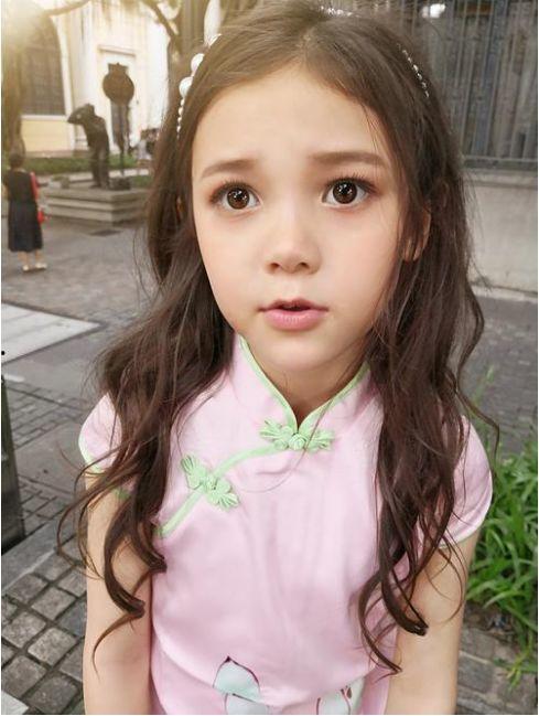 混血儿演员  第2张