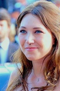 法国劳拉个人资料,艺术与生活的完美融合 第2张 法国劳拉个人资料,艺术与生活的完美融合 第2张